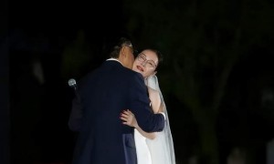 二婚三天就接广告！再娶娇妻的李国庆，这么快就缺钱了？