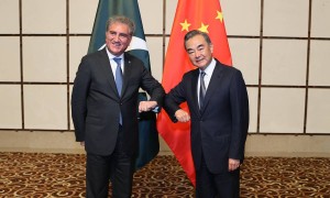 中国重炮亮相！数十门155火炮亮剑印巴前线，印度顶不住？